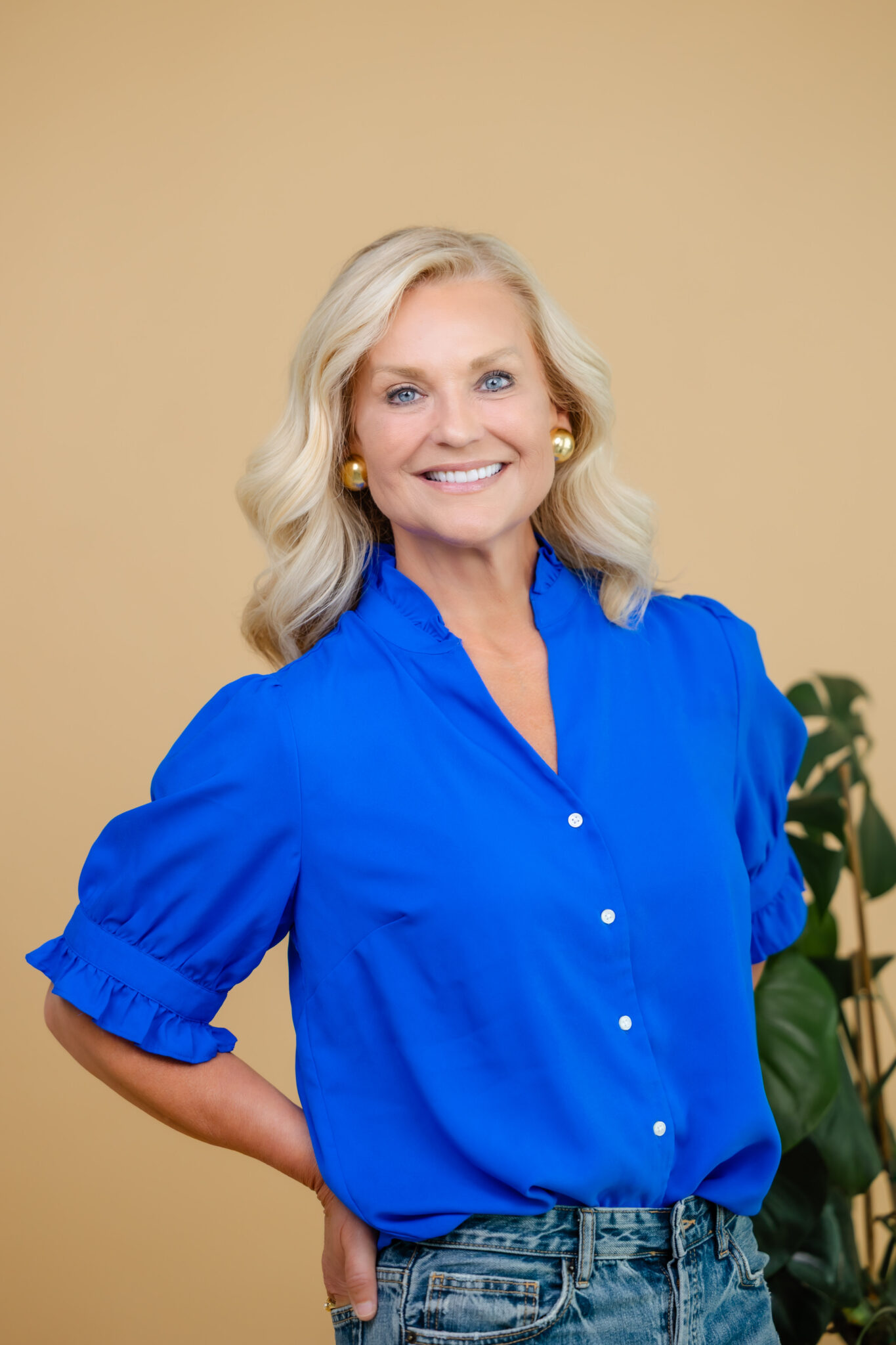 Smiling female patient of Dr. Patrick Broome at Charlotte Center of Cosmetic Dentistry